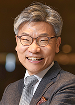Dr. Yoon Jun Kim